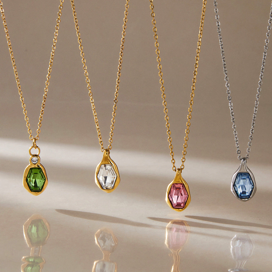Isola Necklace