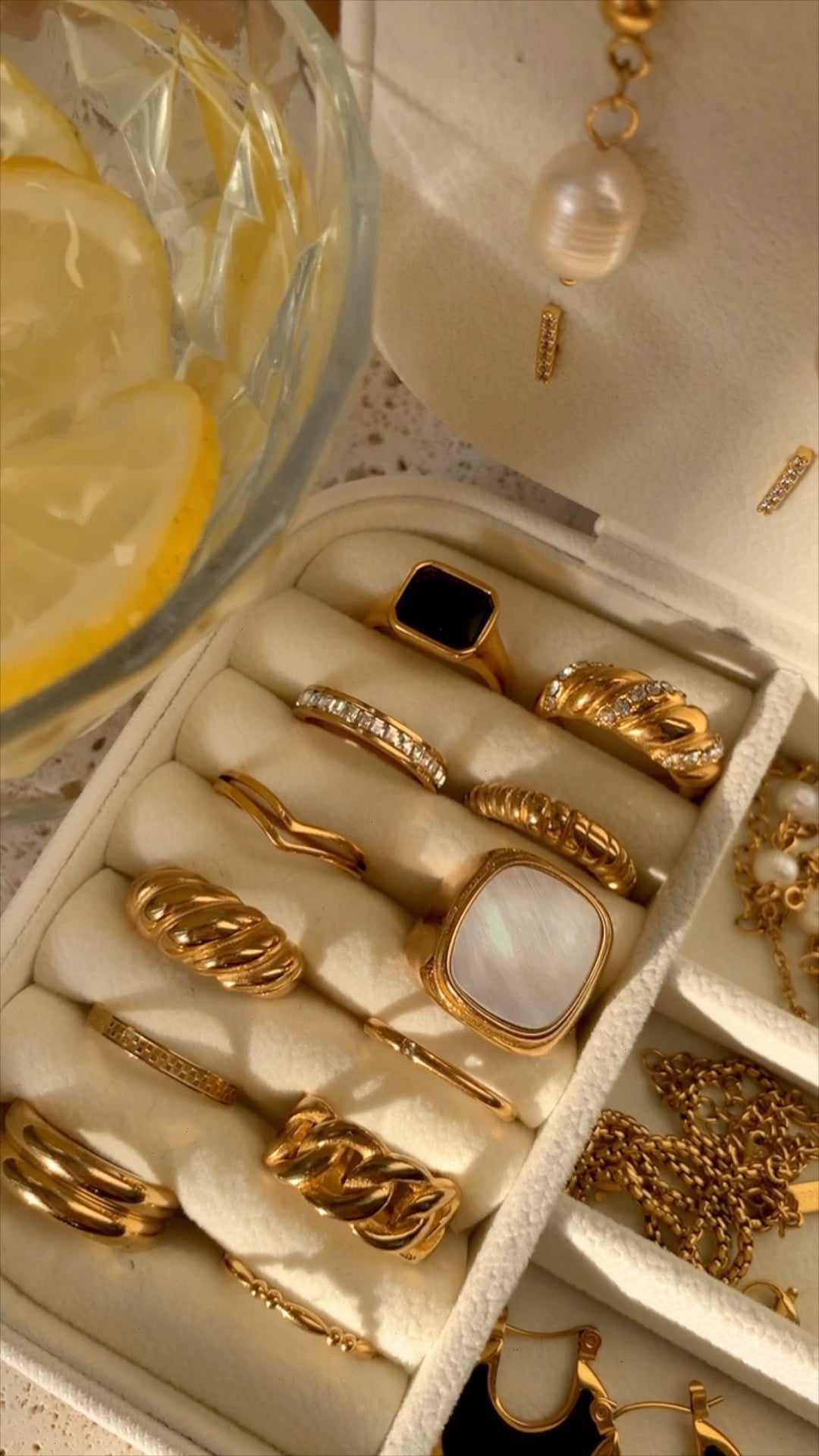 Jewelry as self-care: discover the connection