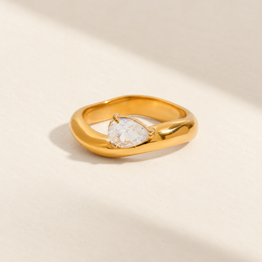 Costella Ring