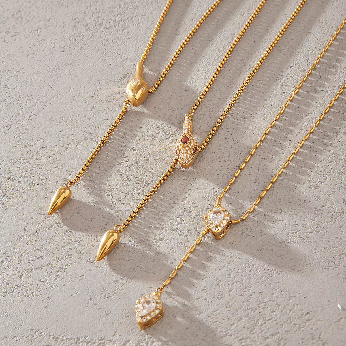 Vespera Necklace