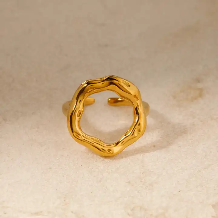 Nocera ring