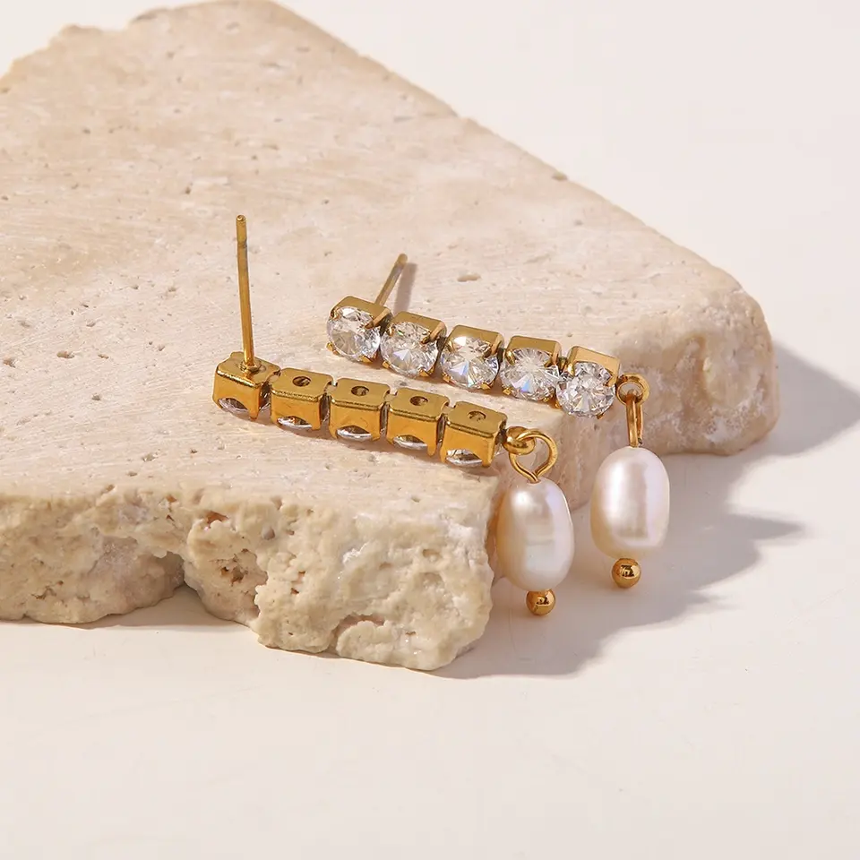 Adelfia Earrings