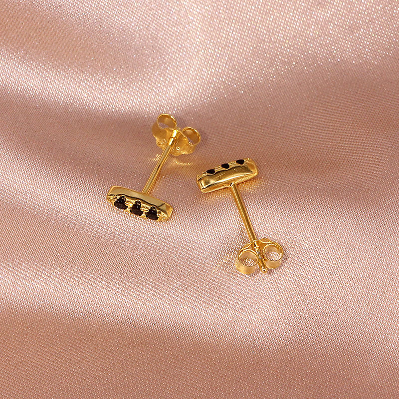 Pienza studs