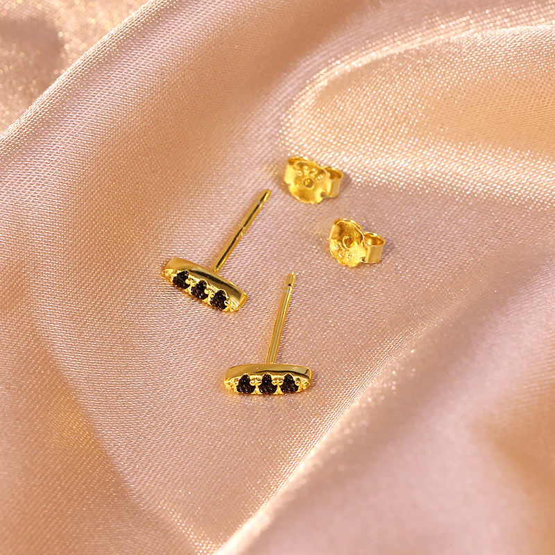 Pienza studs